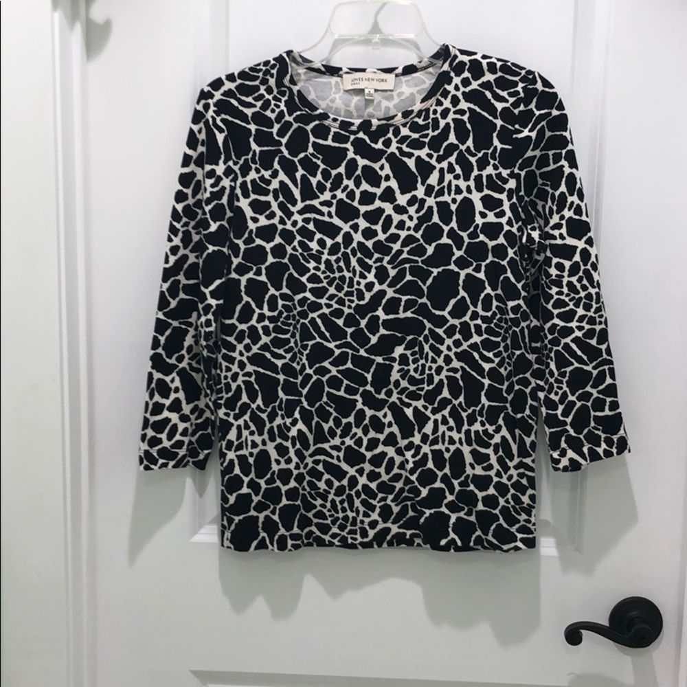 Jones New York animal print 3/4 sleeve tee shirt